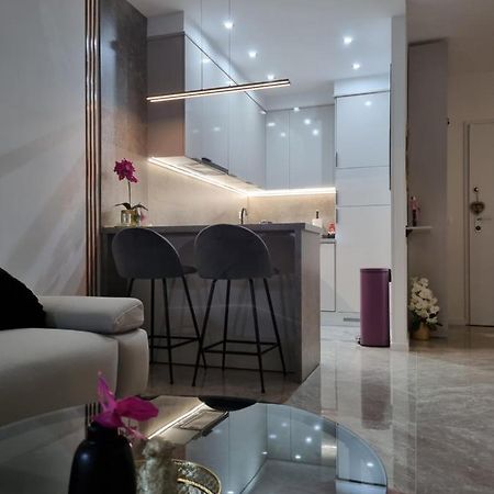 זאדאר Apartment "50 Shades" With Balcony And Free Parking In The Garage מראה חיצוני תמונה