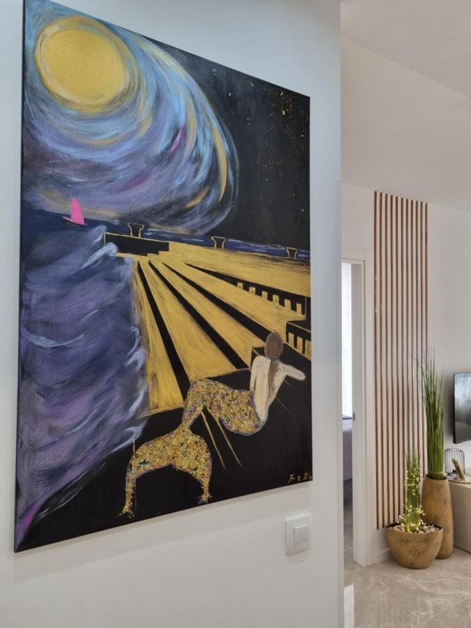 זאדאר Apartment "50 Shades" With Balcony And Free Parking In The Garage מראה חיצוני תמונה